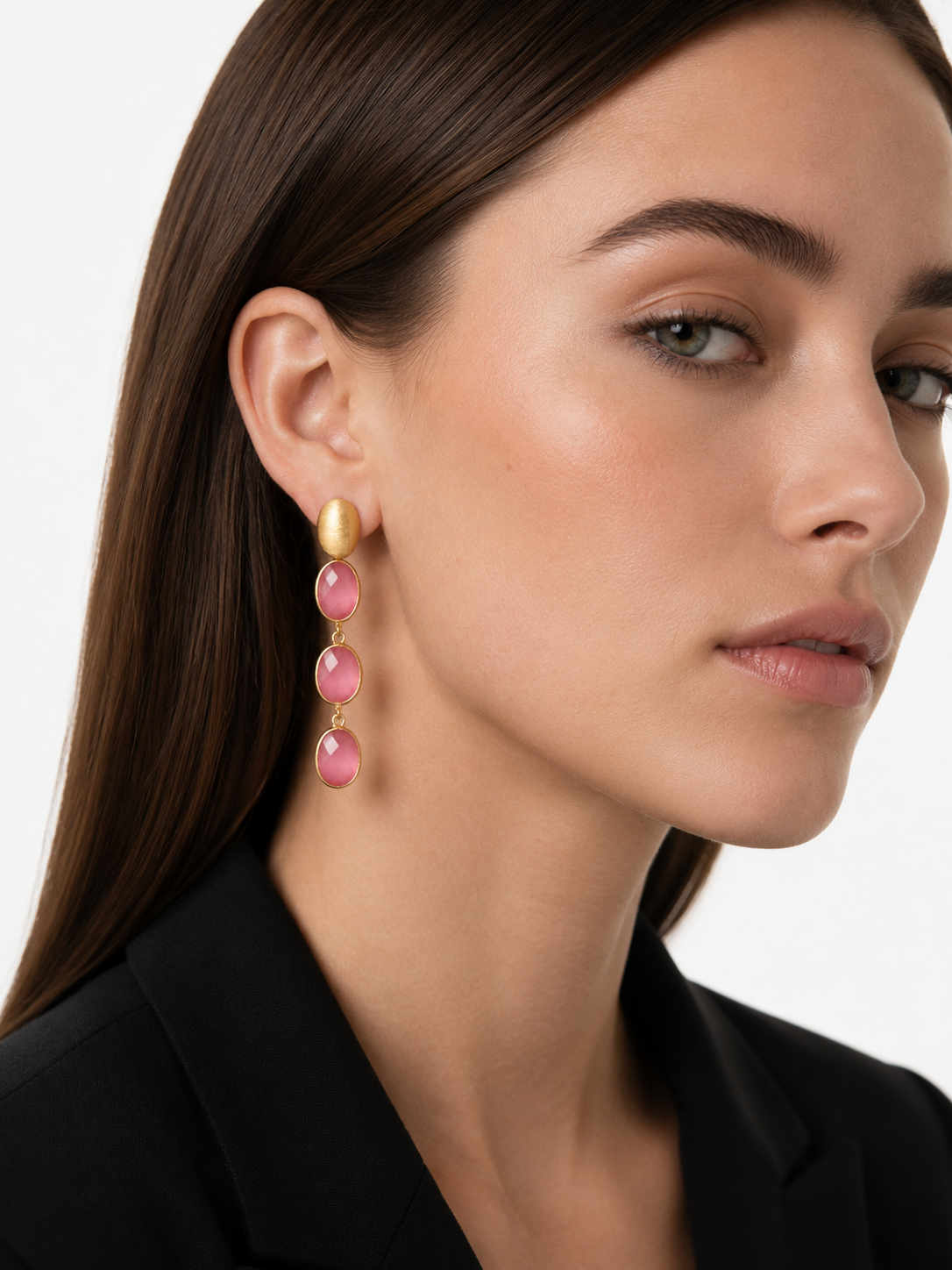16.045 - gold colored sunset pink three framed stones