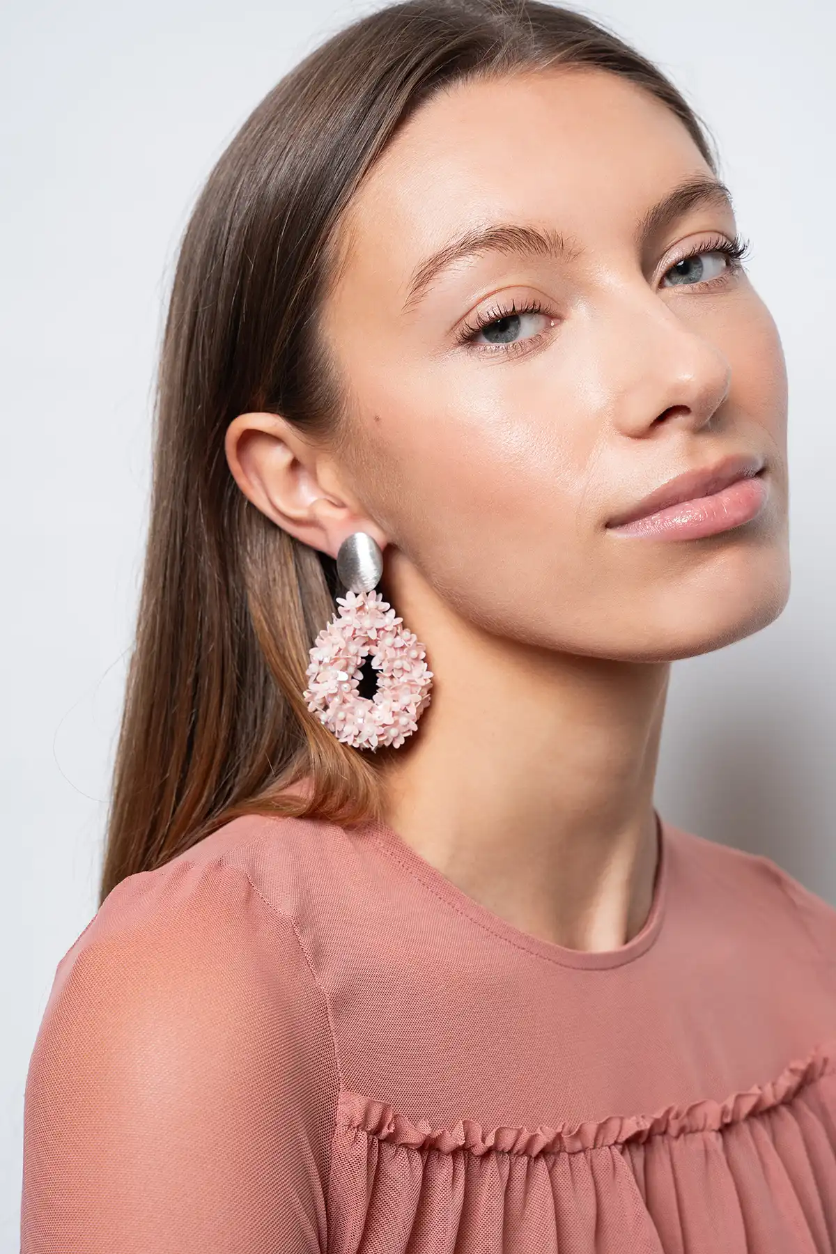 Soft Pink Oorbellen Ivy Flower Drop Llott-theme.productDescriptionPage.SEO.byTheBrand