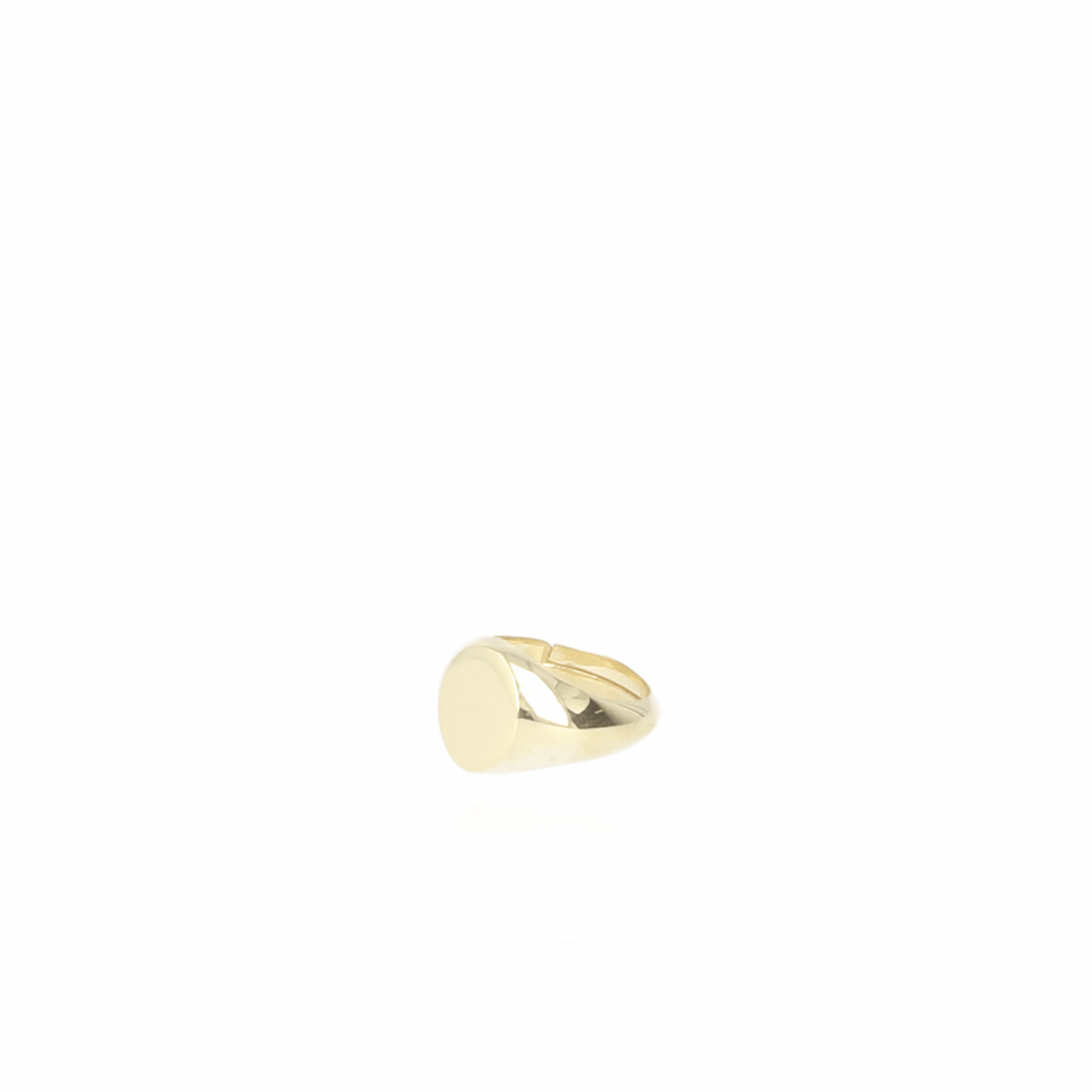 oval signet ring