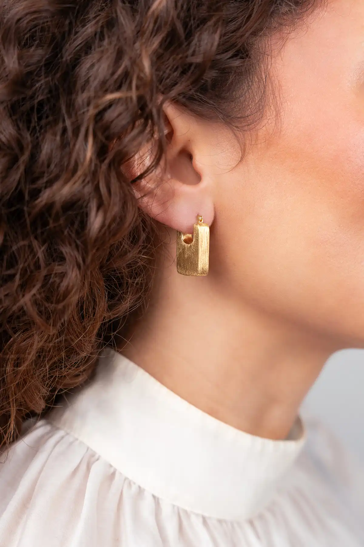 Gouden Oorbellen Brushed Lock Brenda