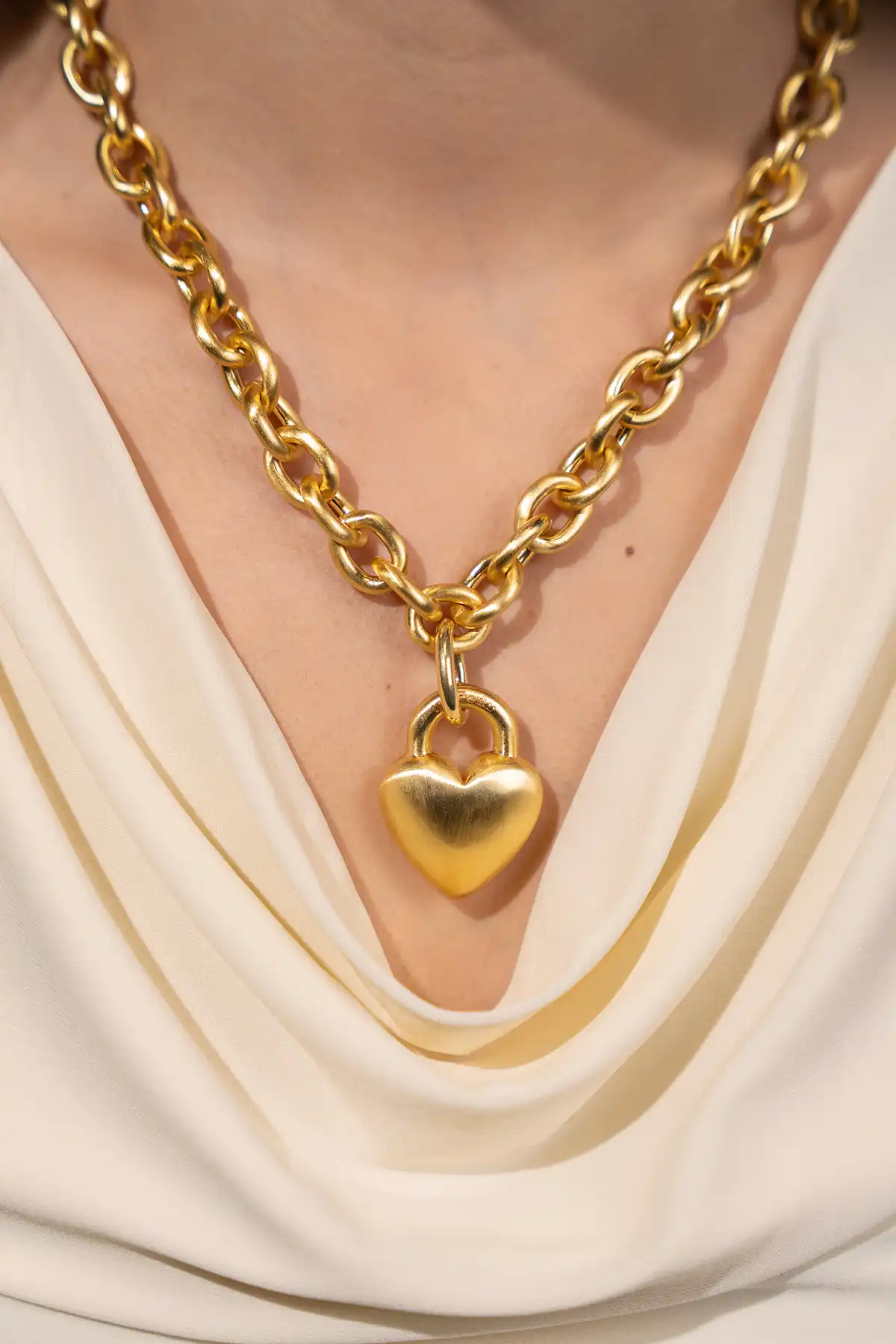 Necklace Heart M Valen