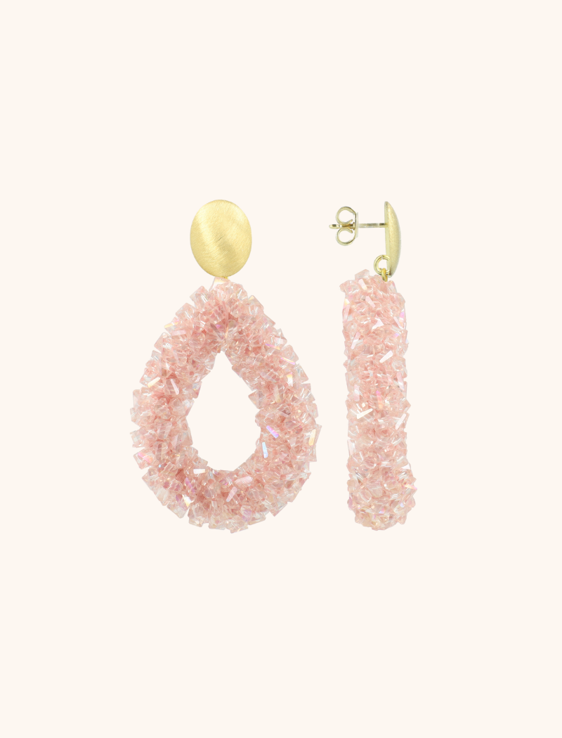 Roze Oorbellen Marieke Druppel L Rawlott-theme.productDescriptionPage.SEO.byTheBrand