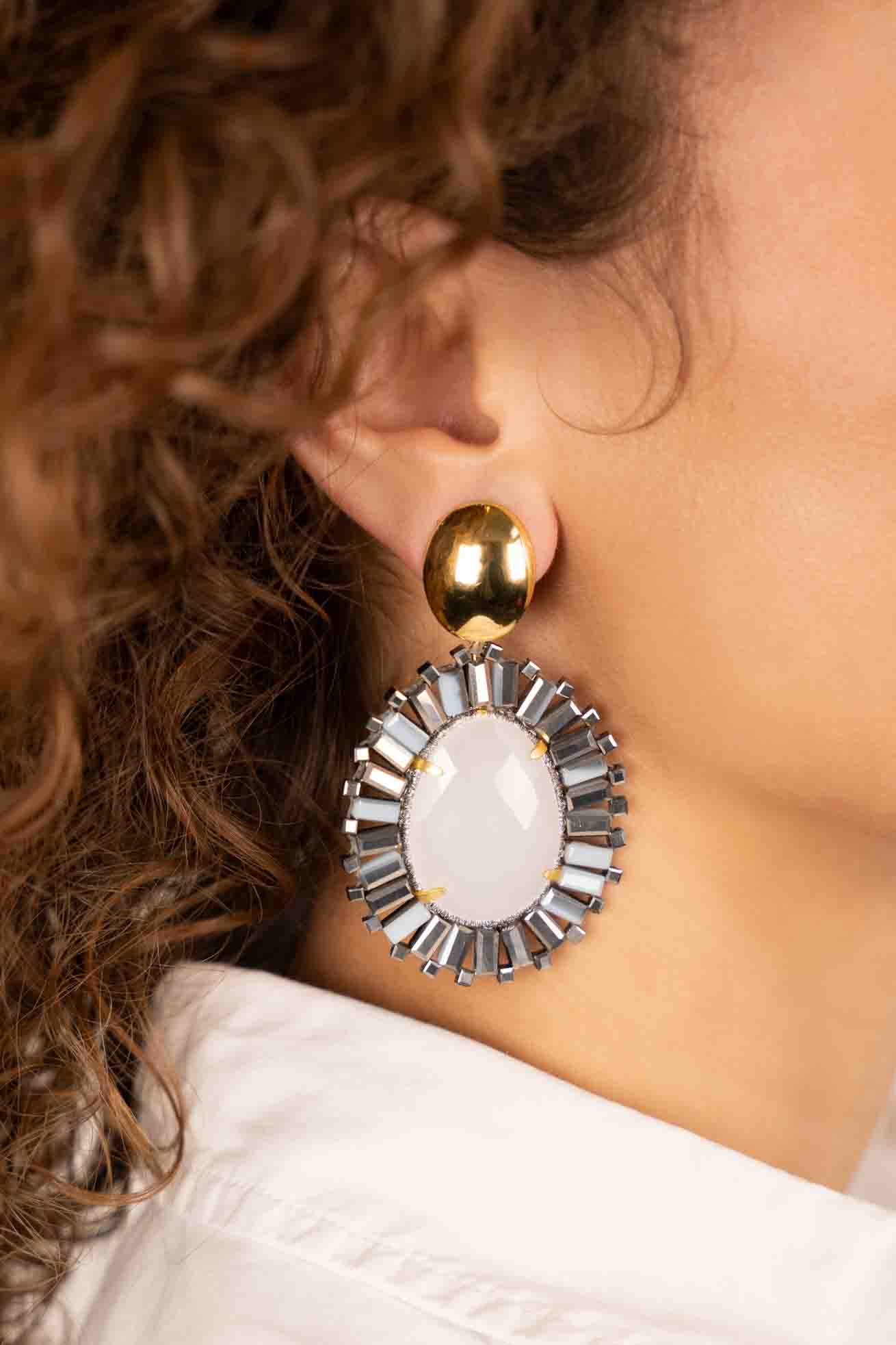 Silver White Earrings Esmee Teardrop M Stonelott-theme.productDescriptionPage.SEO.byTheBrand