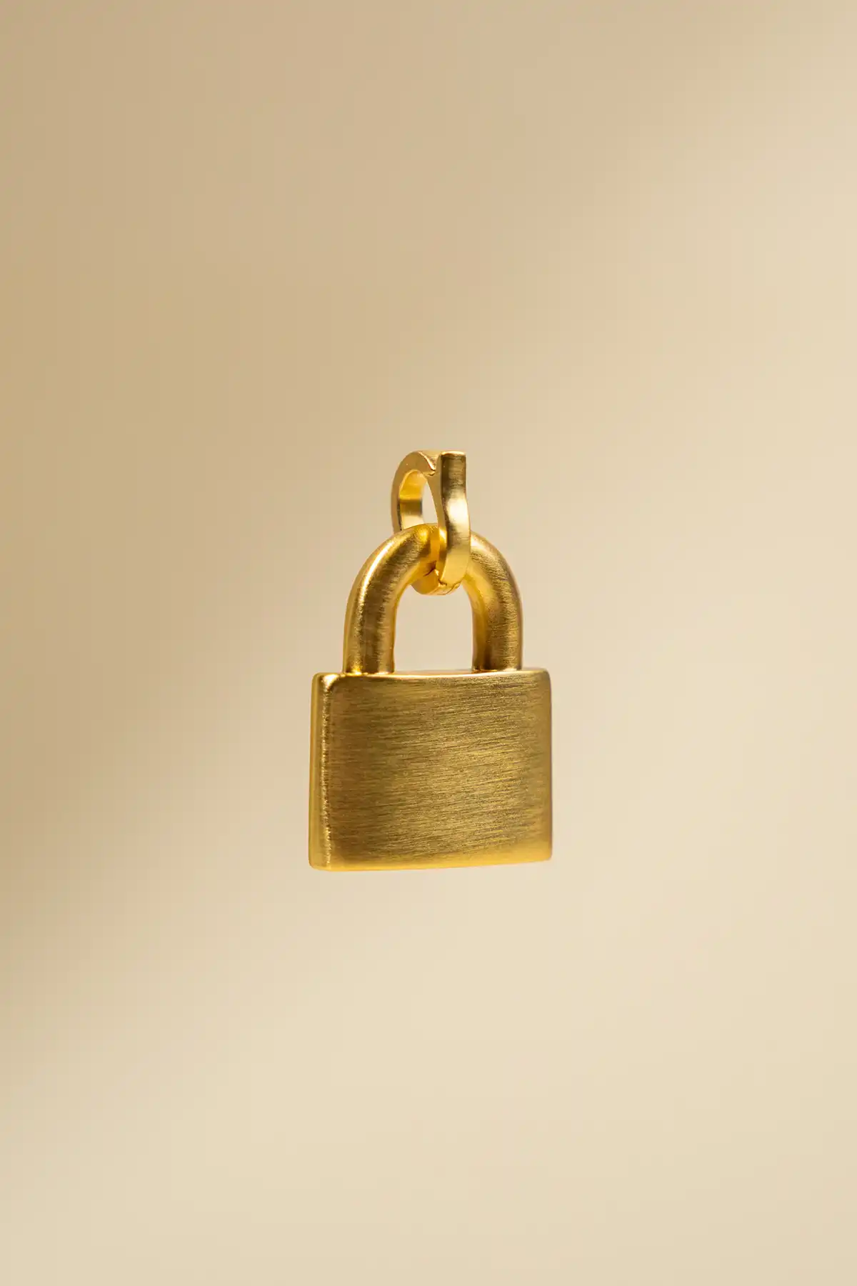 Hanger Slot Amoretta