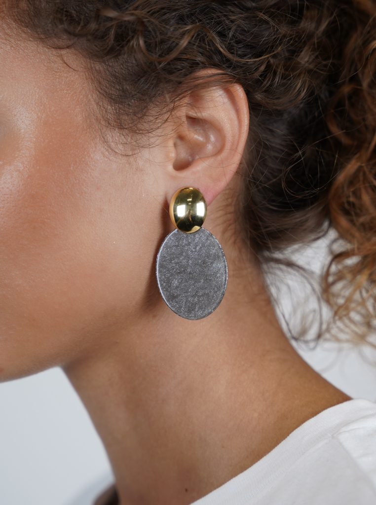 Grey Earrings Celia Oval Slott-theme.productDescriptionPage.SEO.byTheBrand