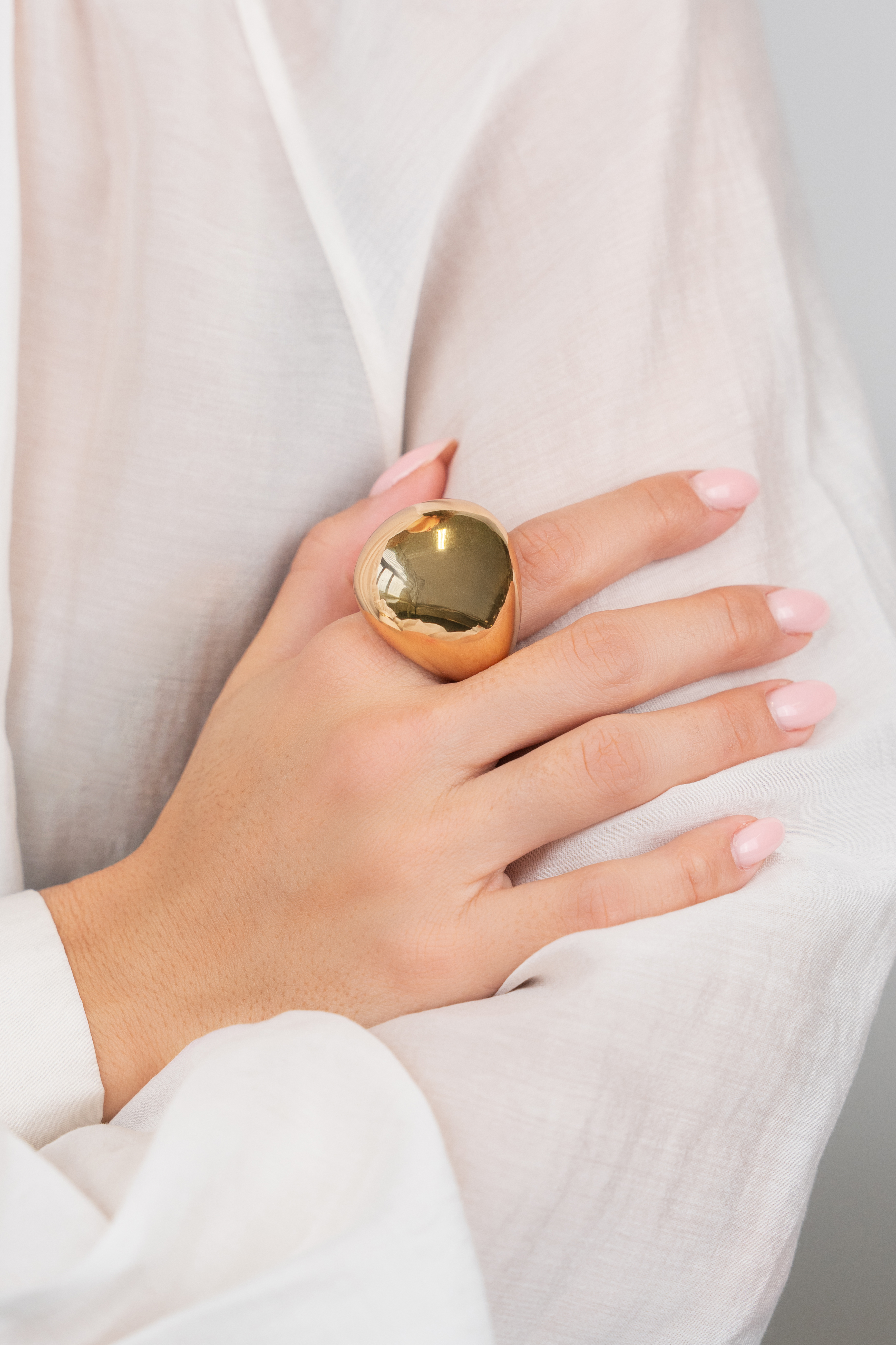 Gouden Ring Bold Dome M Claressa