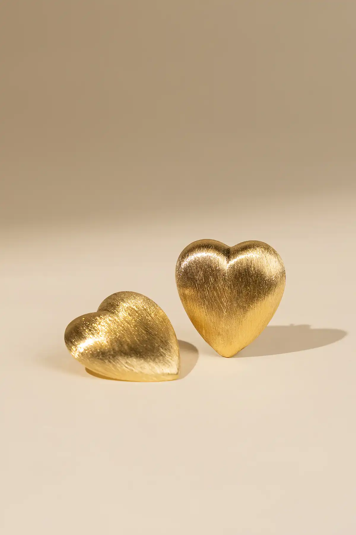 Classic Earrings Brushed Stud Heart M