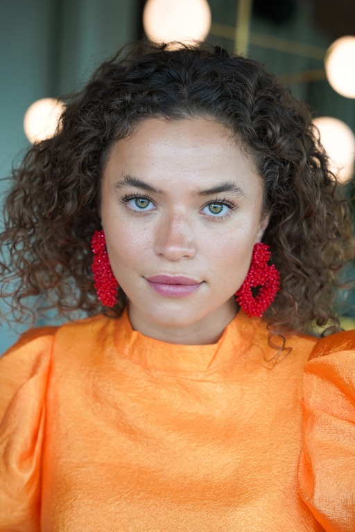 Tonal Red Heart Earrings Valentina