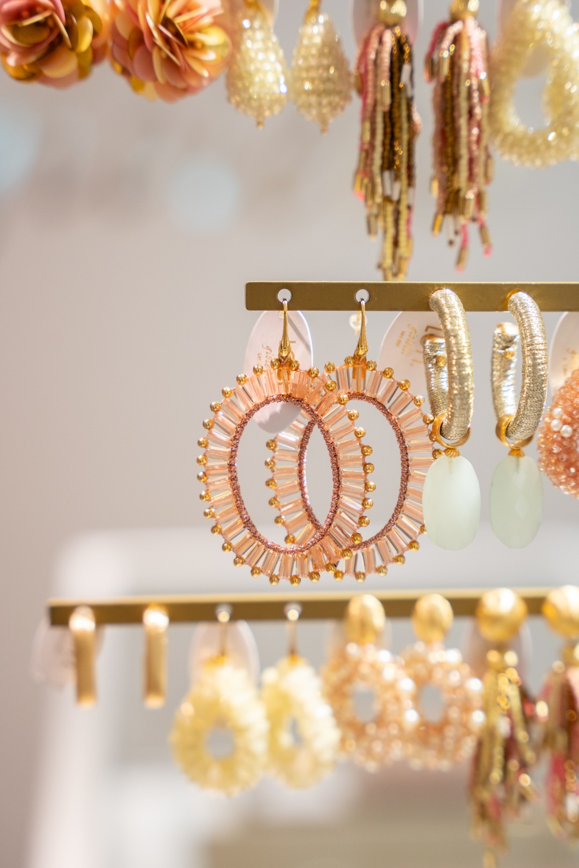 Old Pink Earrings Tonal Naomi Oval L lott-theme.productDescriptionPage.SEO.byTheBrand
