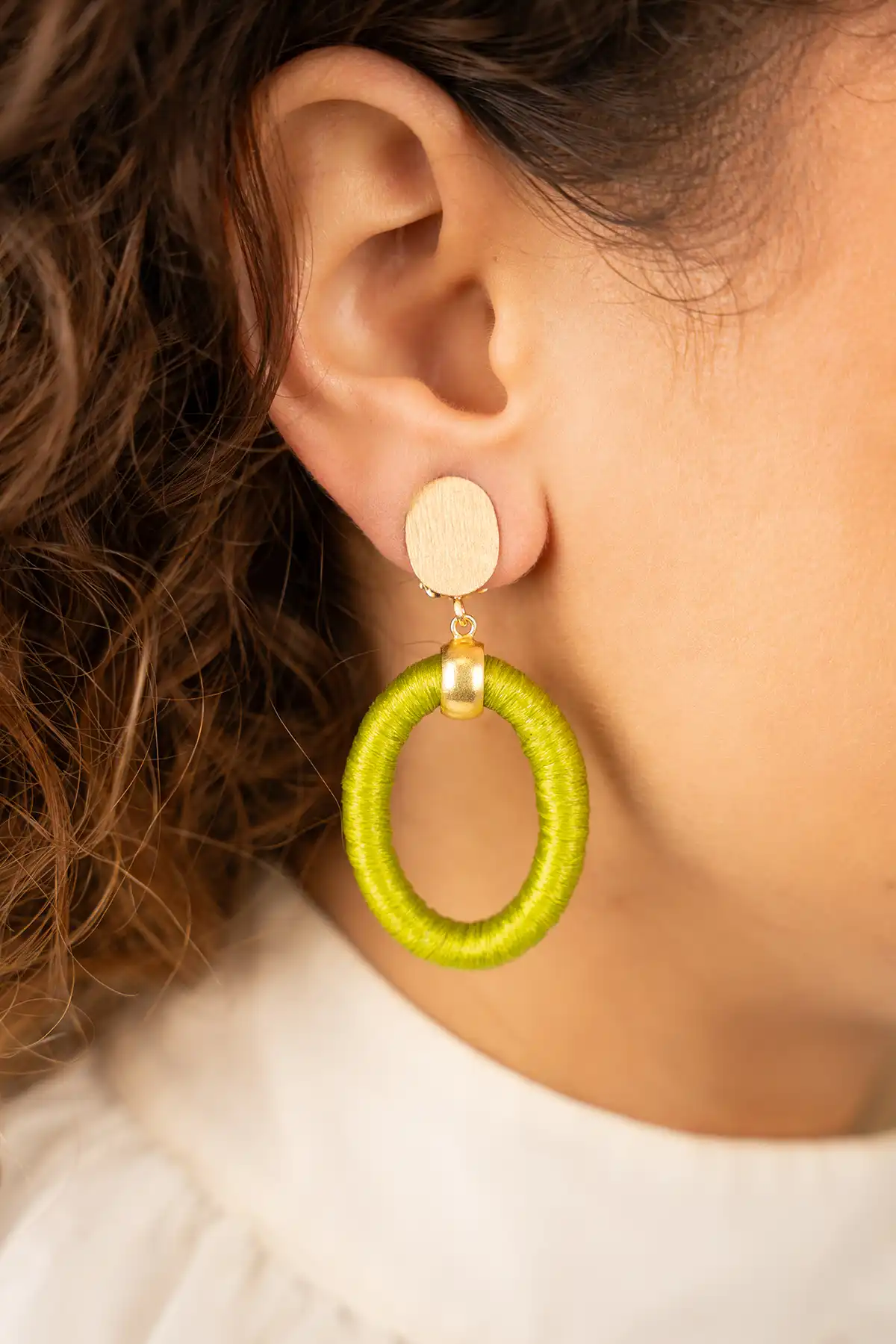 Lime oorbellen Faye ovaal S cliplott-theme.productDescriptionPage.SEO.byTheBrand