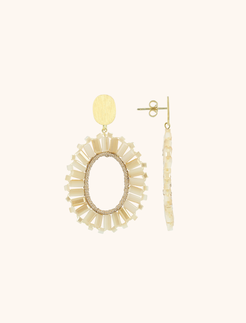 Mixed beige oorbellen Naomi ovaal S tonal