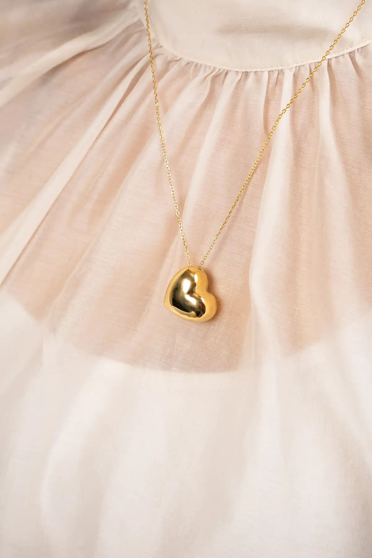 Classic Necklace Bold Heart M