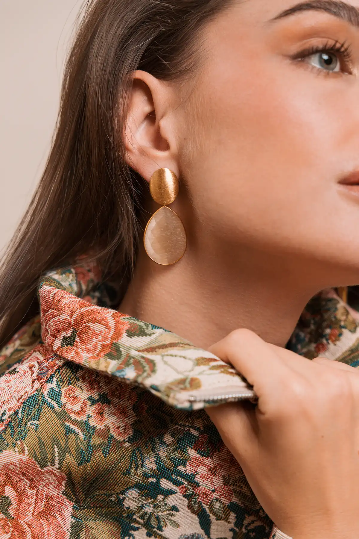 Brass - Gold Framed Drop L - Champagne