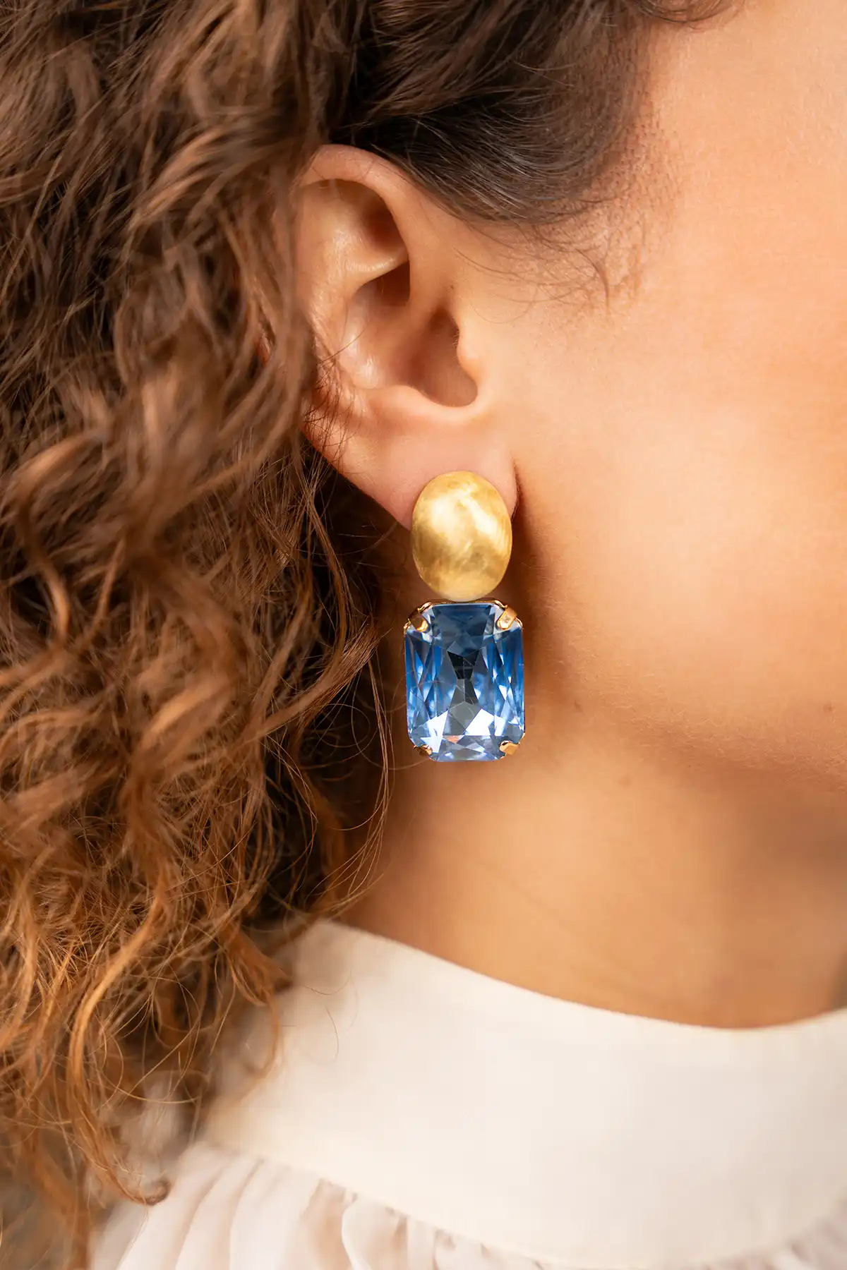 Blue earrings rhinestone rectangle Llott-theme.productDescriptionPage.SEO.byTheBrand