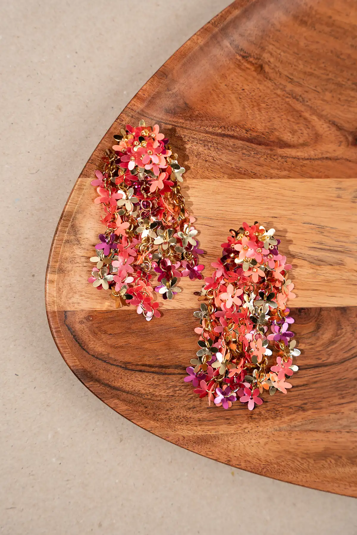 Abrikoos Fuchsia Sequin Flower Rain Oorbellenlott-theme.productDescriptionPage.SEO.byTheBrand