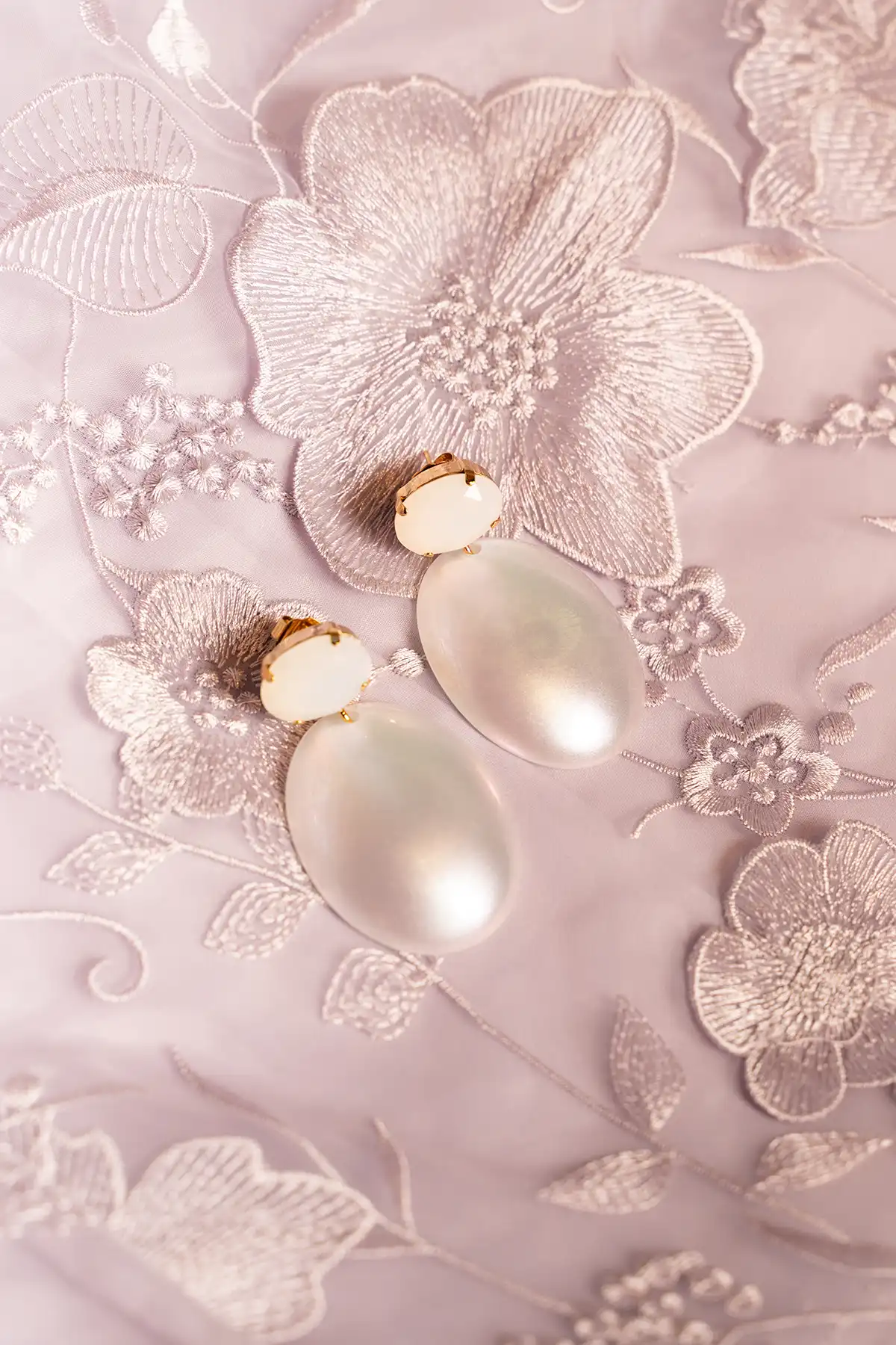 Holo Oorbellen Angie Ovaal Strasslott-theme.productDescriptionPage.SEO.byTheBrand