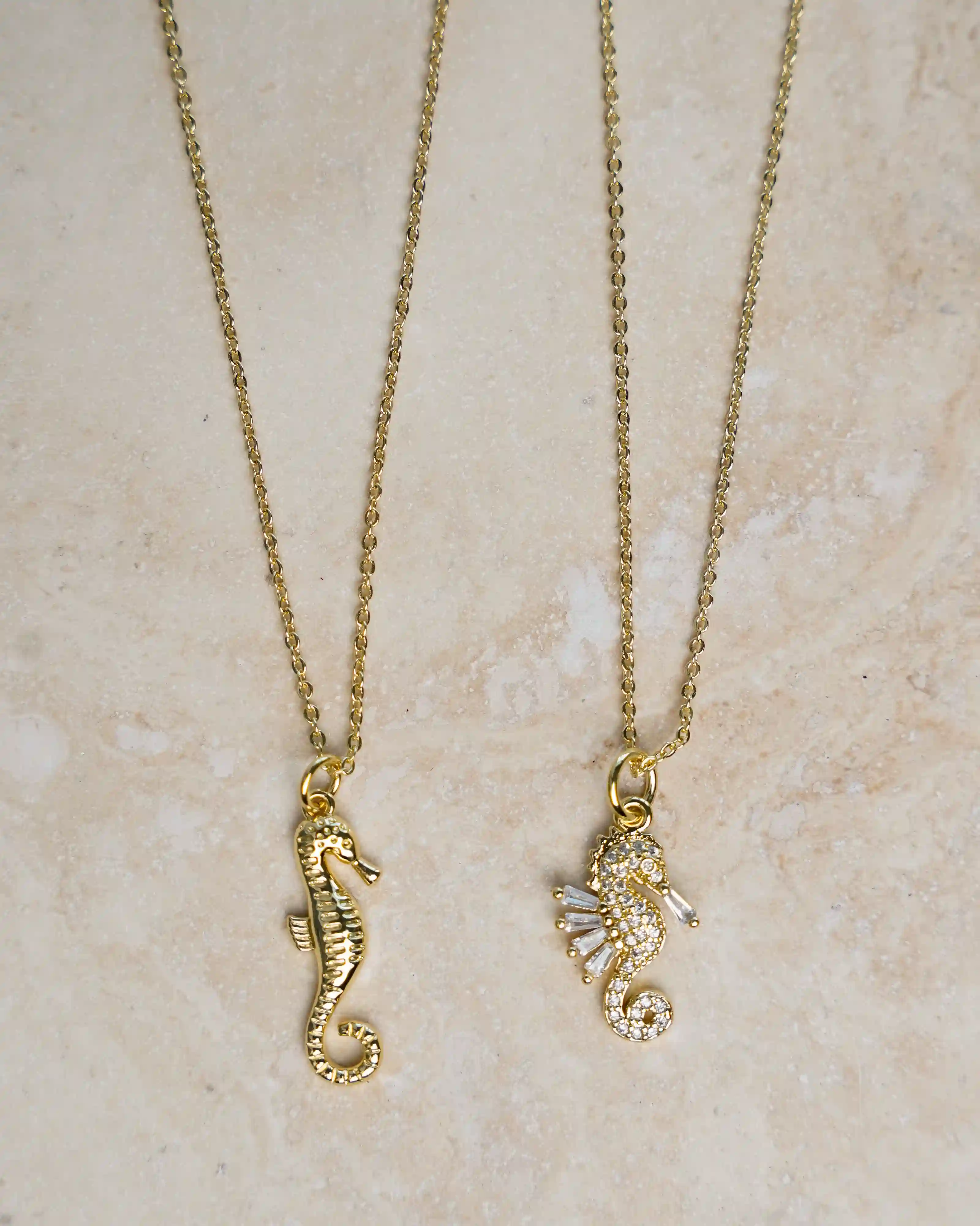 Goldene Halskette Seepferdchenlott-theme.productDescriptionPage.SEO.byTheBrand