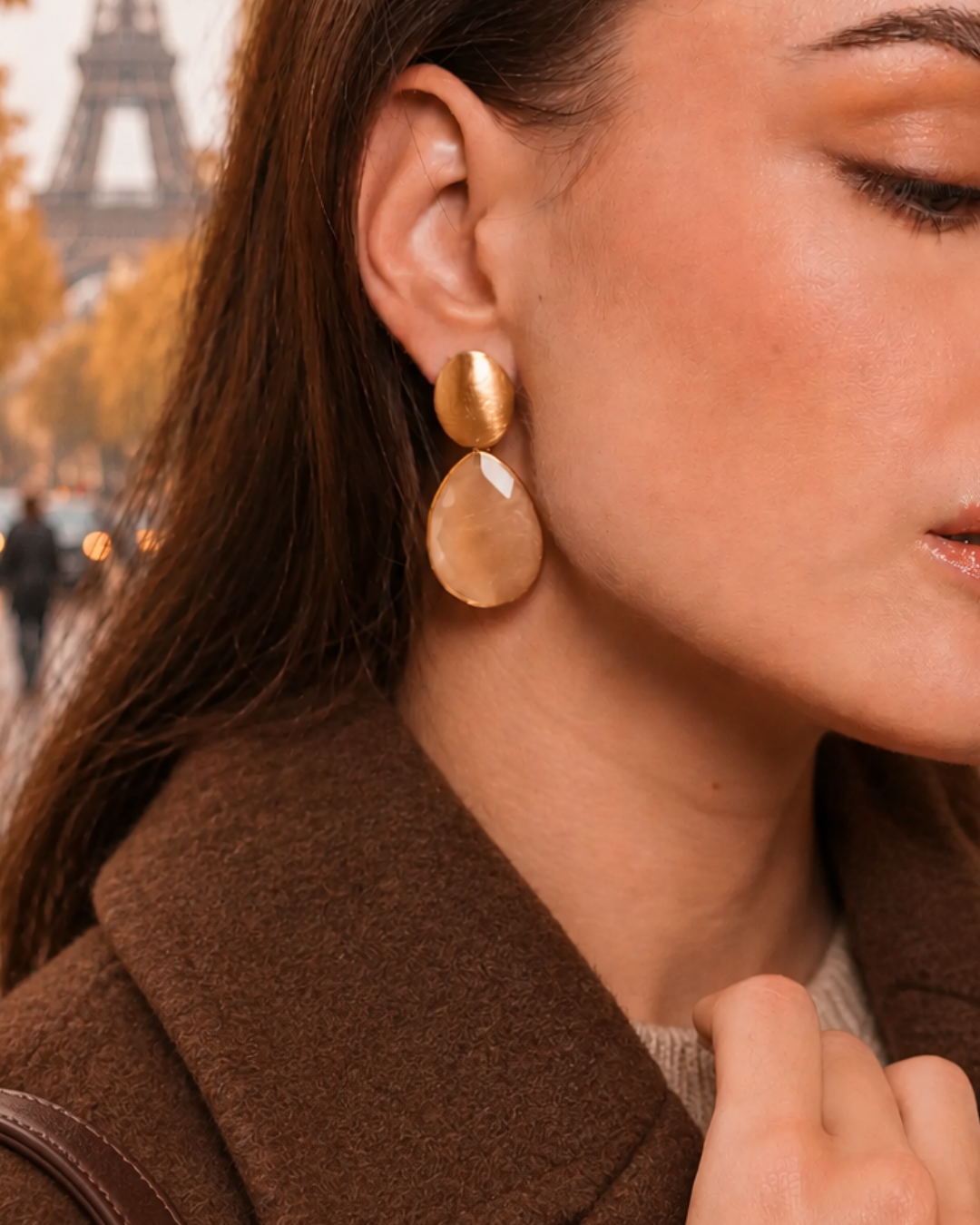 PRE ORDER  Rae – Gerahmter Tropfen Ohrringe L – Champagner