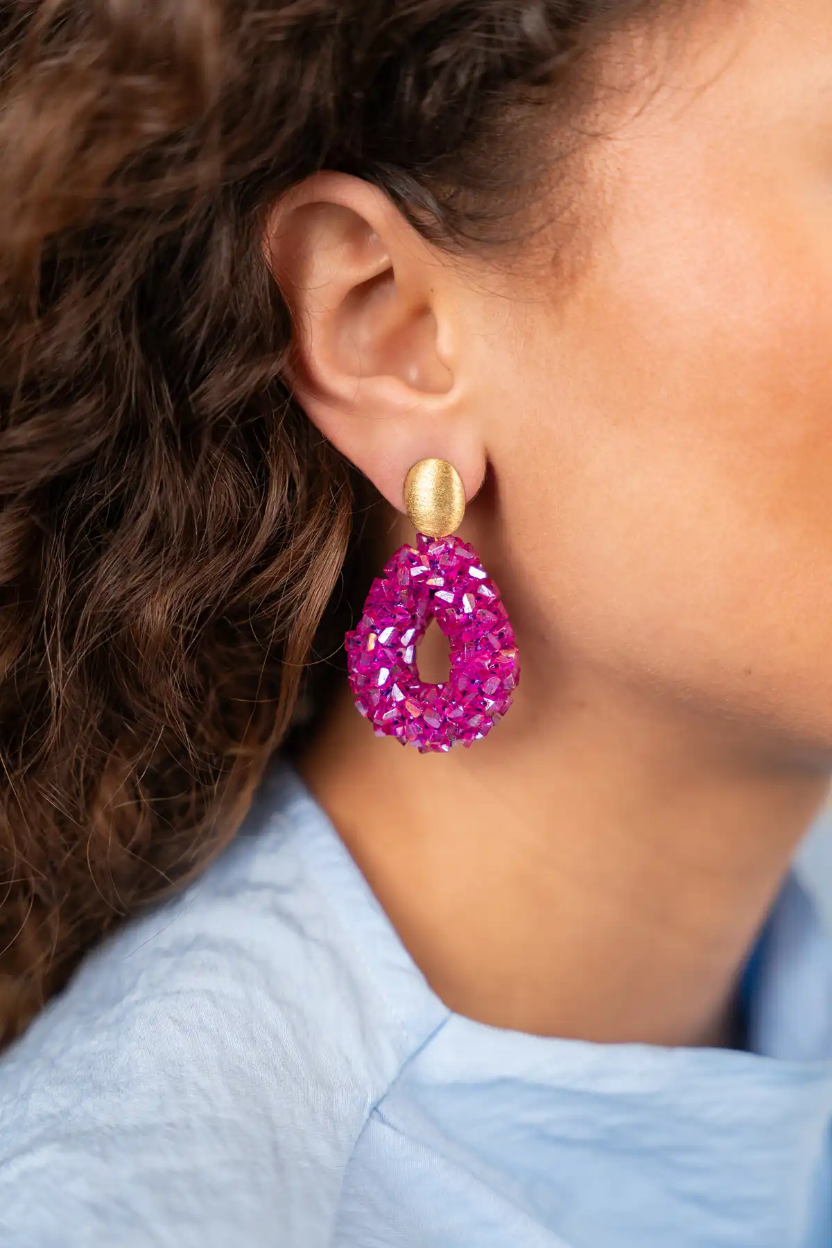 Fuchsia Oorbellen Marieke Drop S Rawlott-theme.productDescriptionPage.SEO.byTheBrand