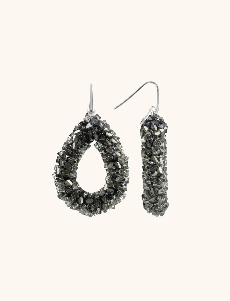 Frosty Grijze Oorbellen Marieke Druppel L Rawlott-theme.productDescriptionPage.SEO.byTheBrand