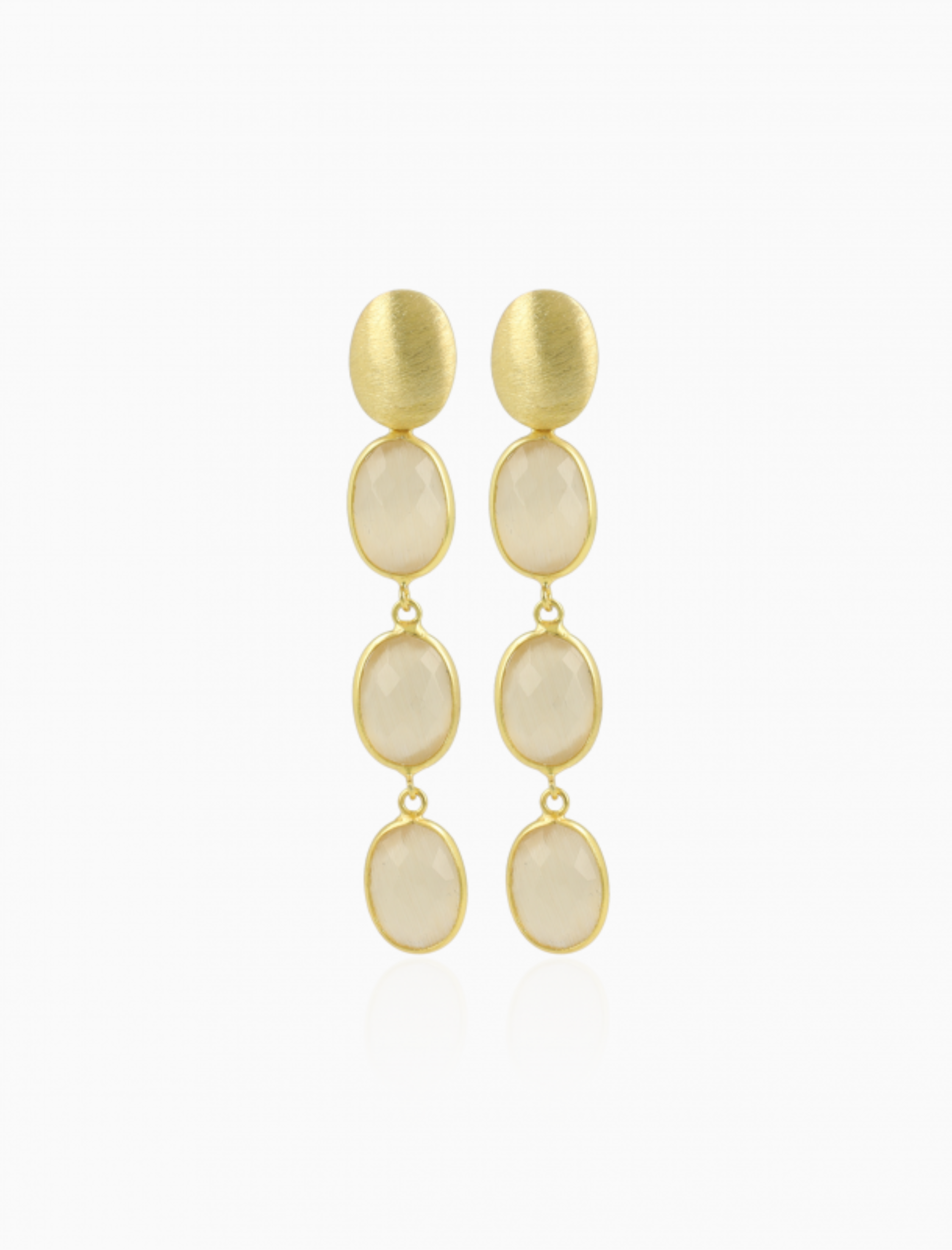 Beige Oorbellen Three Framed Stones April
