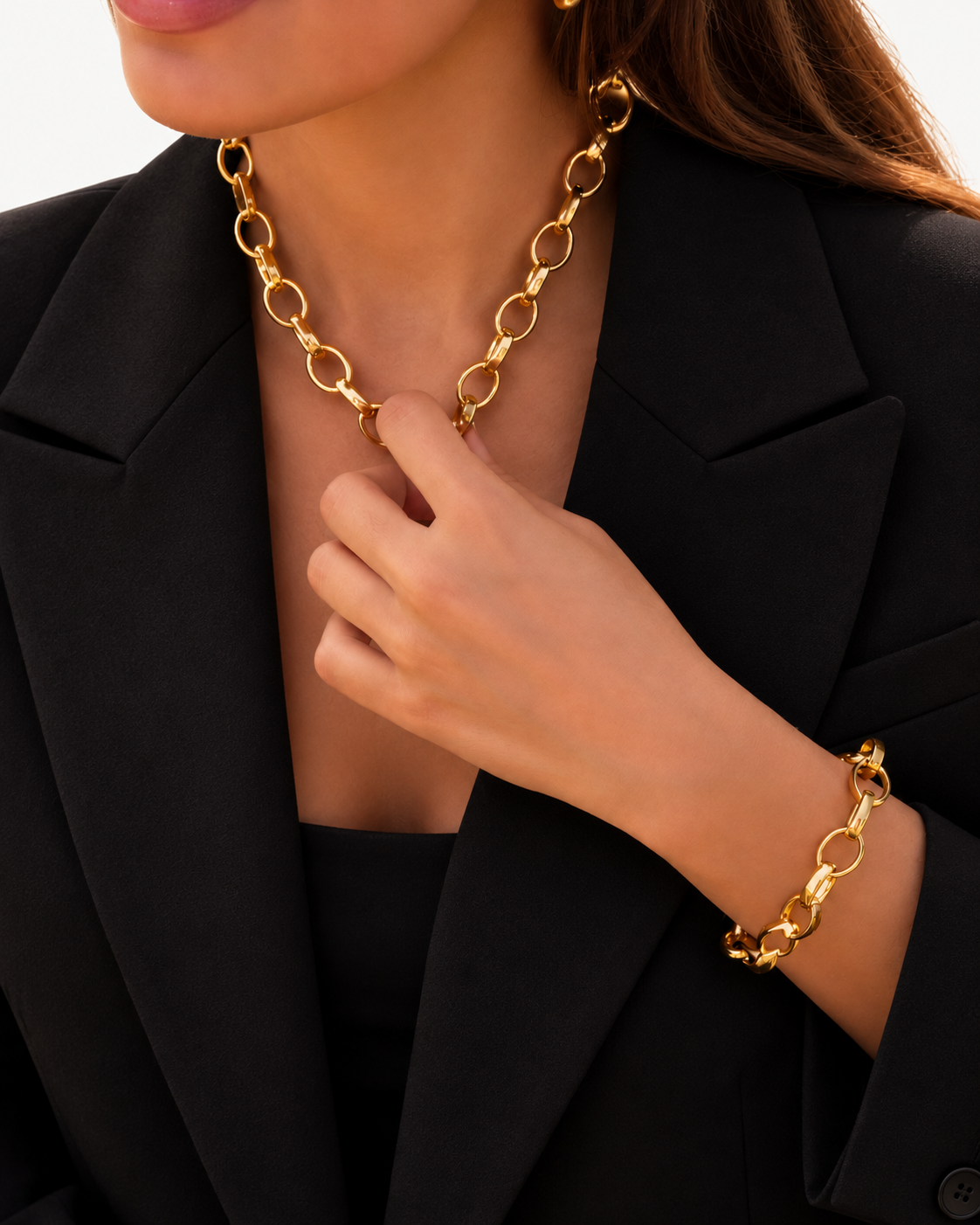 16.021 - gold colored soft gold cable wide medium