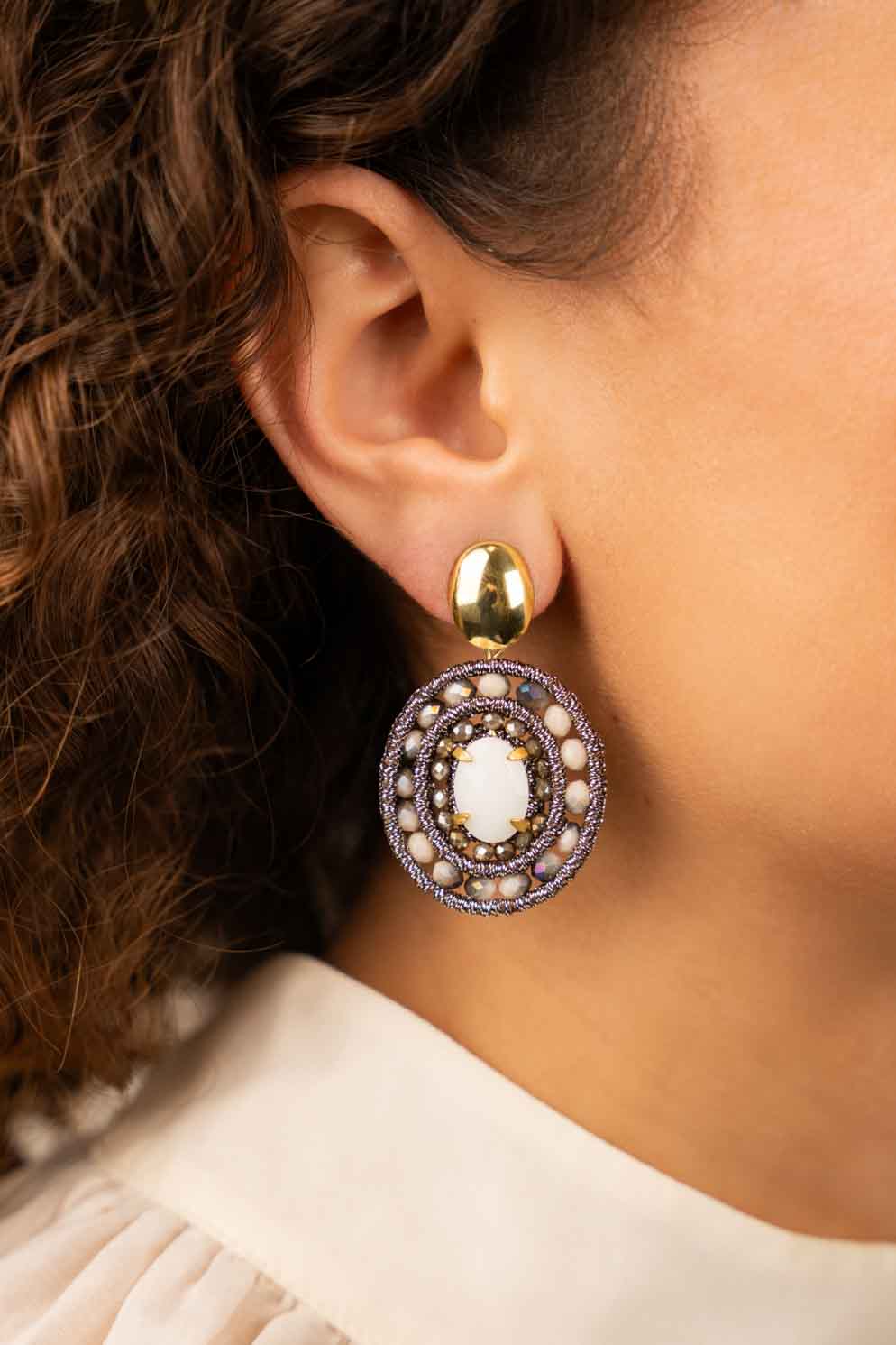 Grey Earrings Belle Oval M With Stonelott-theme.productDescriptionPage.SEO.byTheBrand